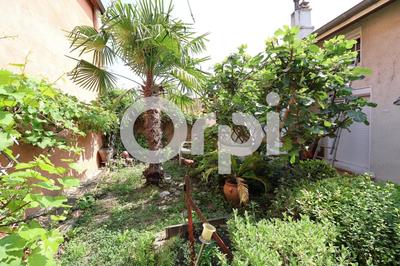 Maison de village - 91 m² - 4 pièces