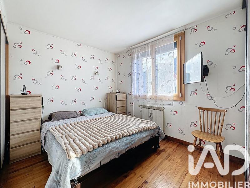 Maison - 96 m² - 5 pièces