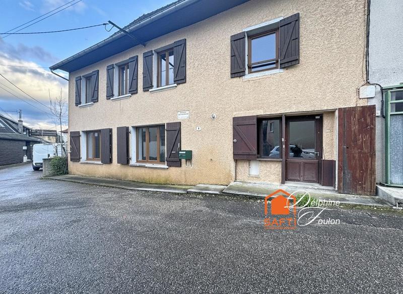 Maison - 140 m² - 8 pièces