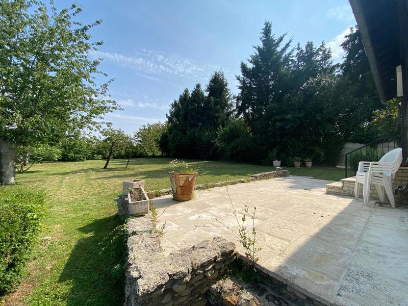 Maison traditionnelle - 106 m² - 4 pièces