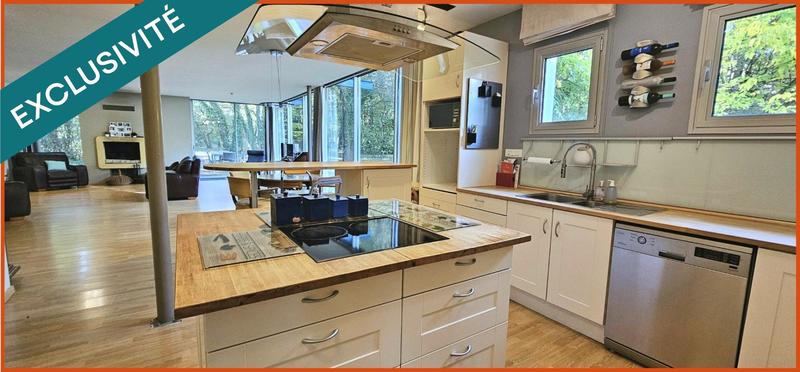 Maison - 320 m² - 9 pièces