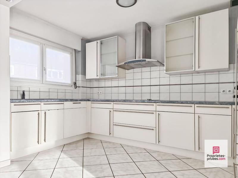 Maison - 80 m² - 5 pièces