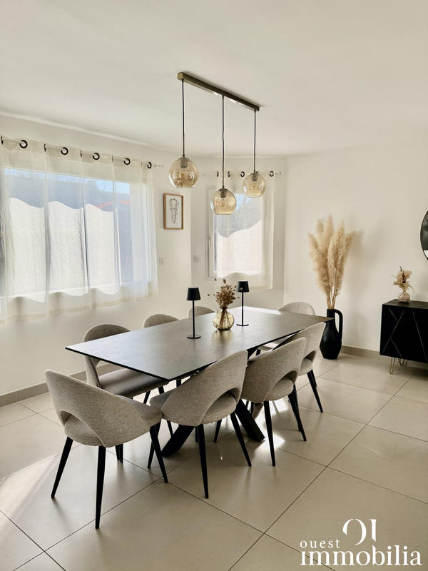 Maison - 170 m² - 7 pièces