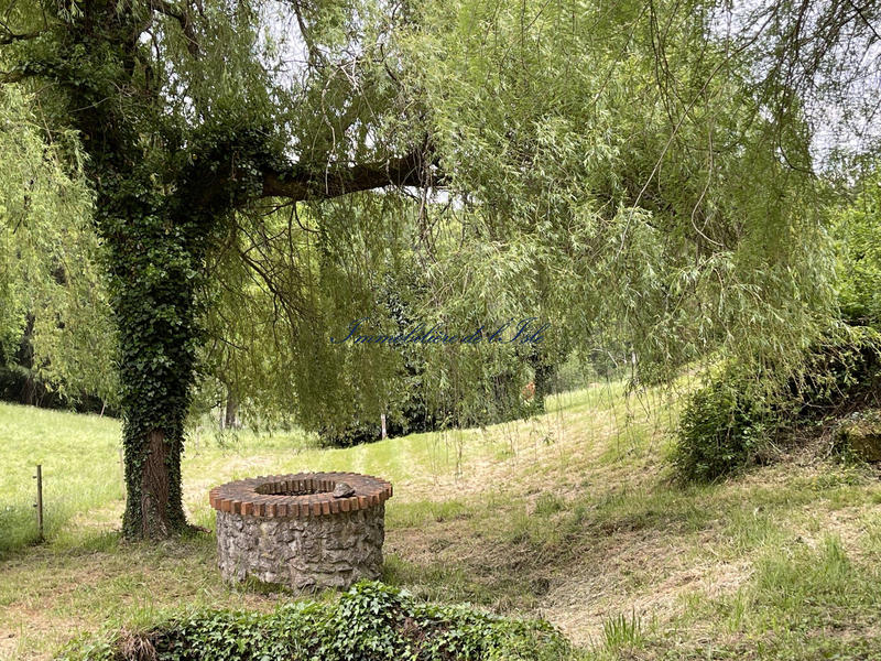 Maison - 310 m² - 10 pièces