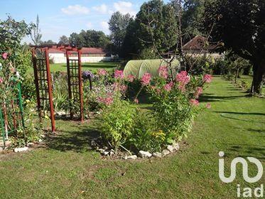 Maison - 240 m² - 10 pièces