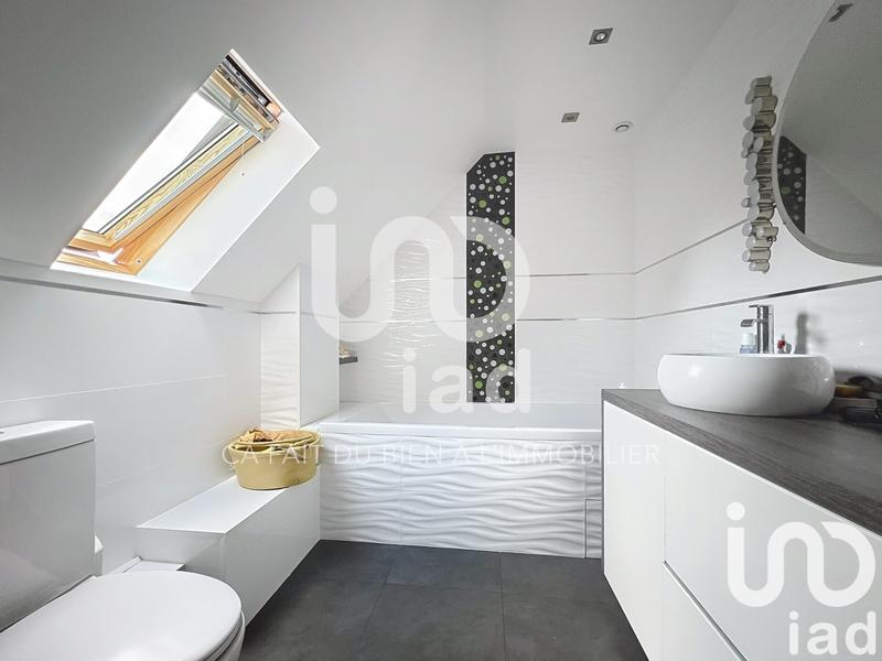 Maison - 132 m² - 7 pièces