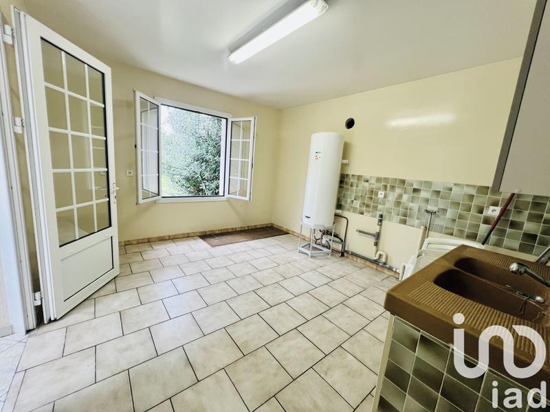 Maison - 280 m² - 8 pièces