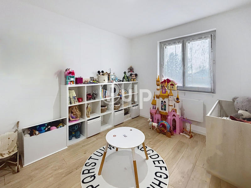 Maison - 122 m² - 4 pièces