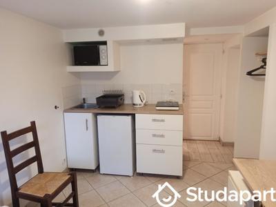 Appartement - 15 m² - 1 pièce