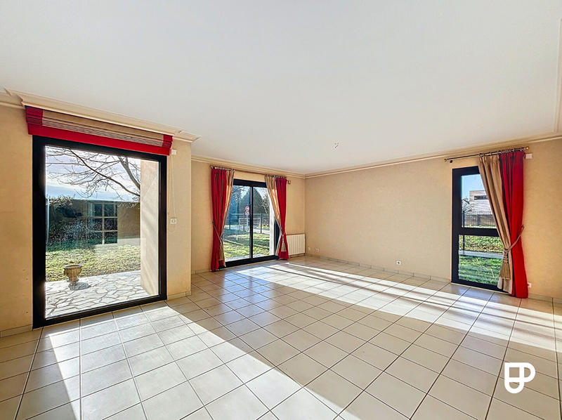 Maison - 177 m² - 5 pièces