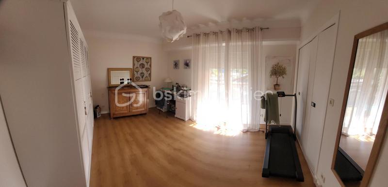 Appartement - 98 m² - 4 pièces