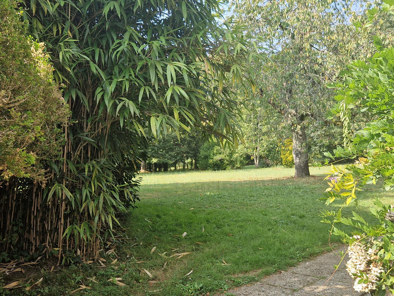 Maison - 232 m² - 7 pièces