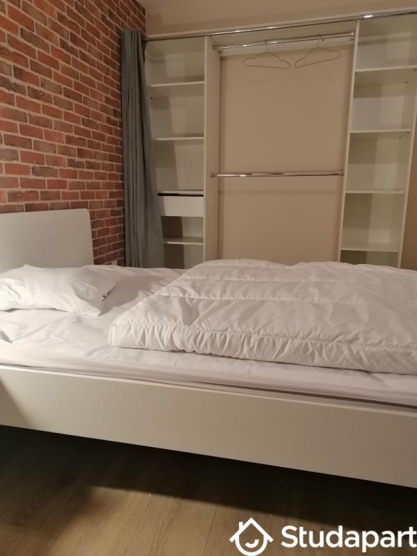 Chambre - 11 m² - 1 pièce