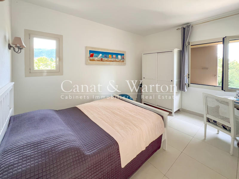 Villa - 170 m² - 6 pièces