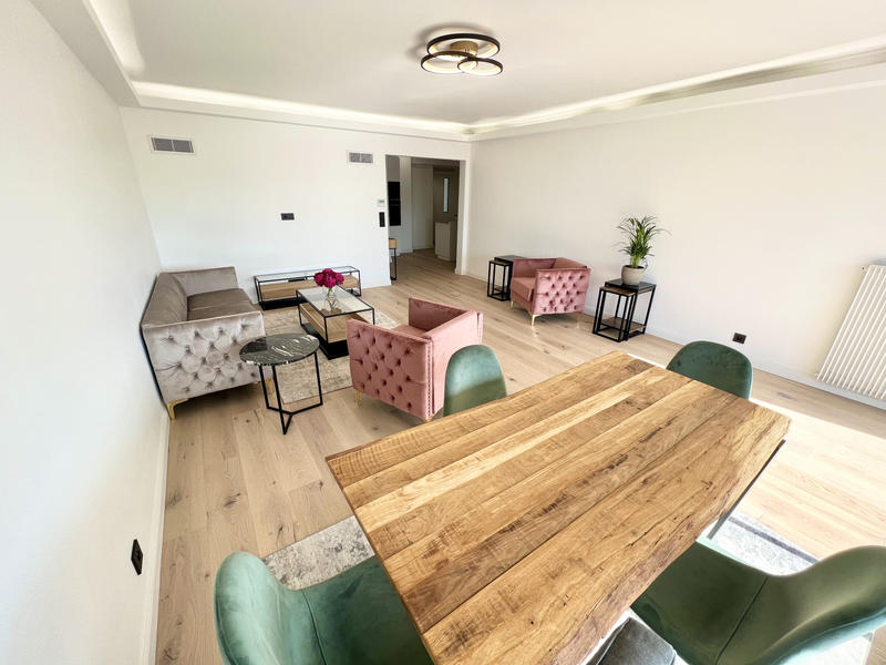 Appartement - 102 m² - 4 pièces