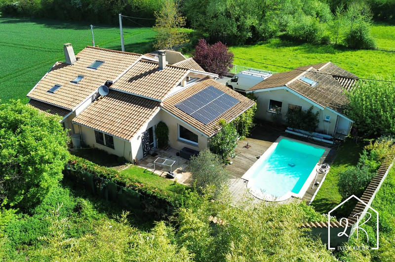 Maison - 191 m² - 7 pièces