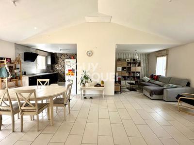 Maison - 120 m² - 7 pièces