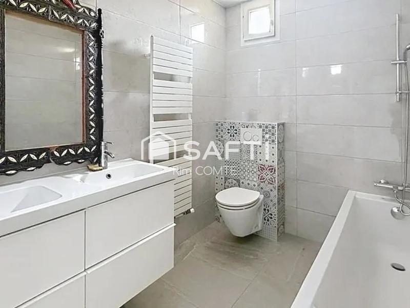 Maison - 128 m² - 5 pièces