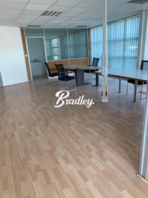 Bureau - 156 m²