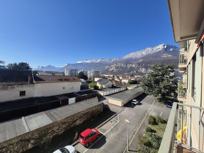 Appartement - 75 m² - 4 pièces