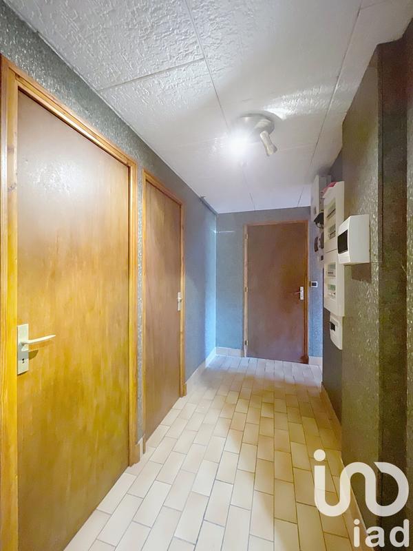 Maison - 239 m² - 10 pièces