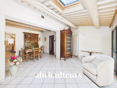 Maison - 94 m² - 5 pièces