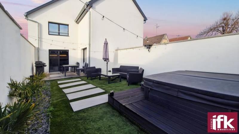 Maison - 102 m² - 4 pièces