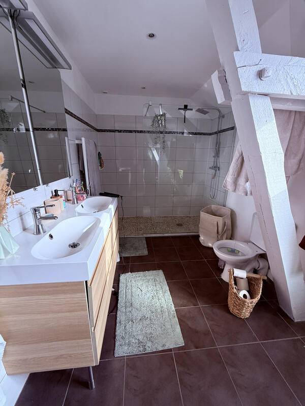 Maison - 138 m² - 6 pièces