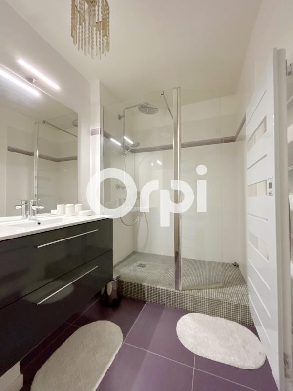 Appartement - 68 m² - 2 pièces