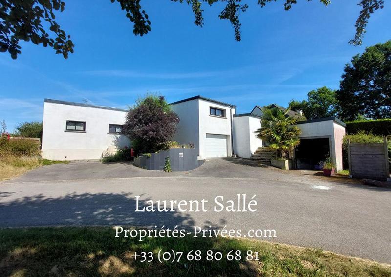 Maison - 157 m² - 7 pièces