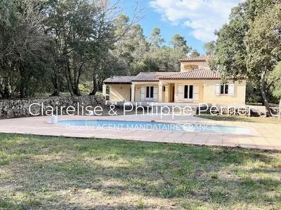 Propriété - 125 m² - 5 pièces