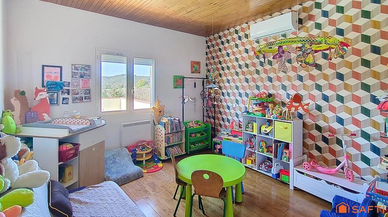 Maison - 115 m² - 5 pièces