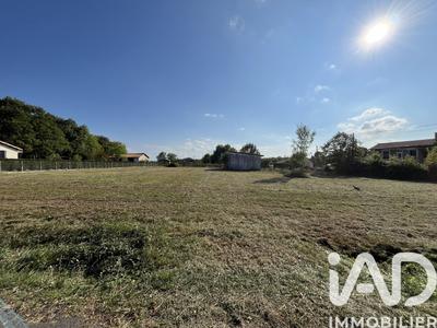 Terrain - 2 241 m²