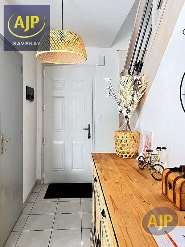 Maison - 102 m² - 5 pièces