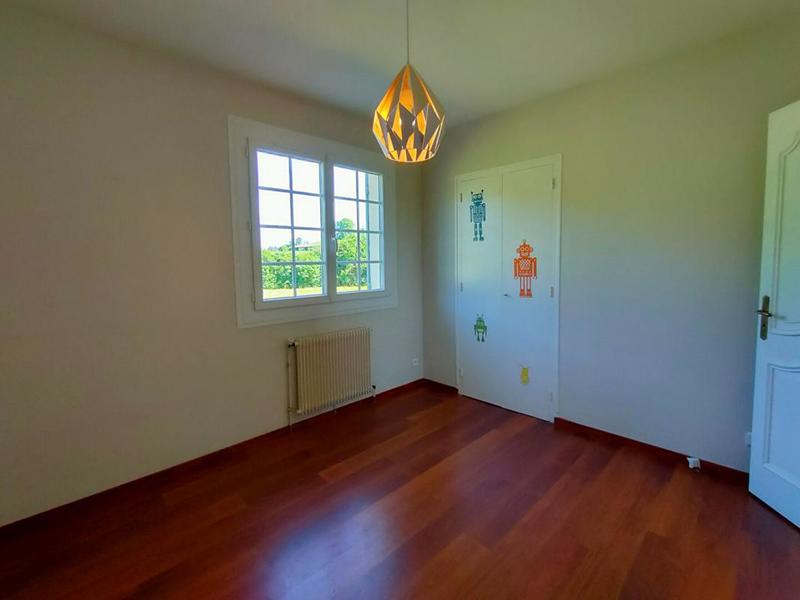 Maison - 175 m² - 7 pièces