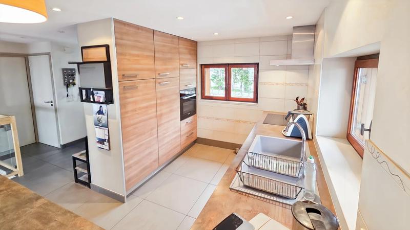 Maison - 120 m² - 5 pièces