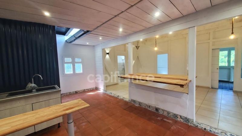 Maison - 85 m² - 3 pièces