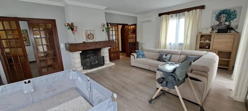 Villa - 210 m² - 9 pièces