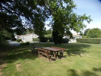 Maison - 348 m² - 15 pièces