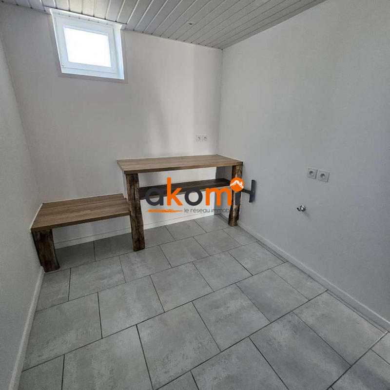 Maison - 422 m² - 6 pièces