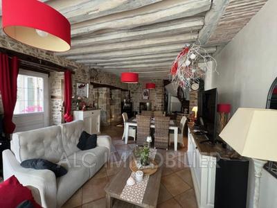 Maison - 157 m² - 7 pièces