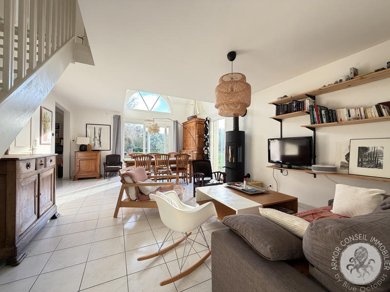 Maison - 87 m² - 5 pièces