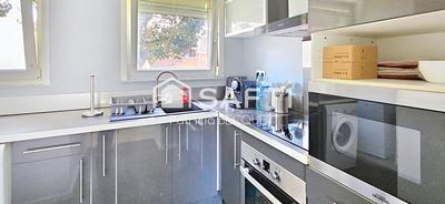 Appartement - 65 m² - 4 pièces