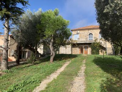 Maison - 158 m² - 7 pièces