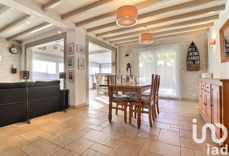 Maison - 142 m² - 7 pièces