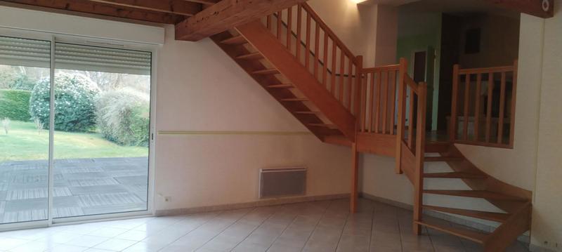 Maison - 166 m² - 8 pièces