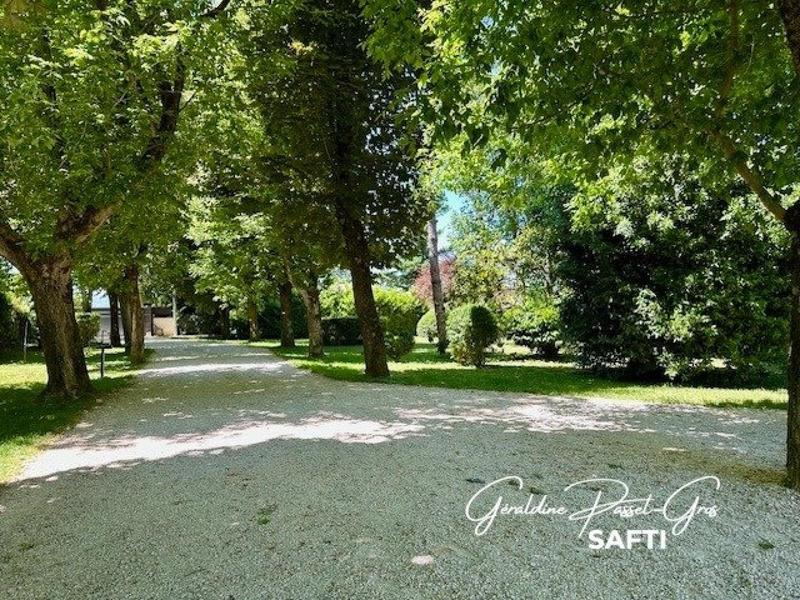 Maison - 200 m² - 6 pièces