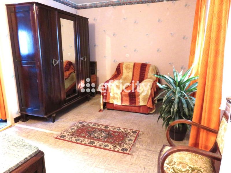 Maison - 80 m² - 5 pièces