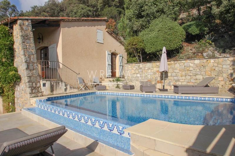 Villa - 233 m² - 5 pièces