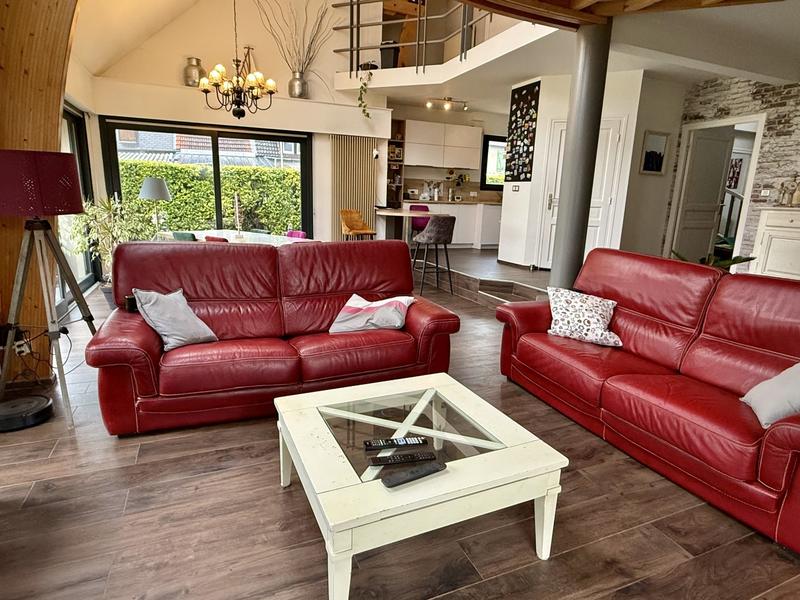 Maison - 194 m² - 5 pièces